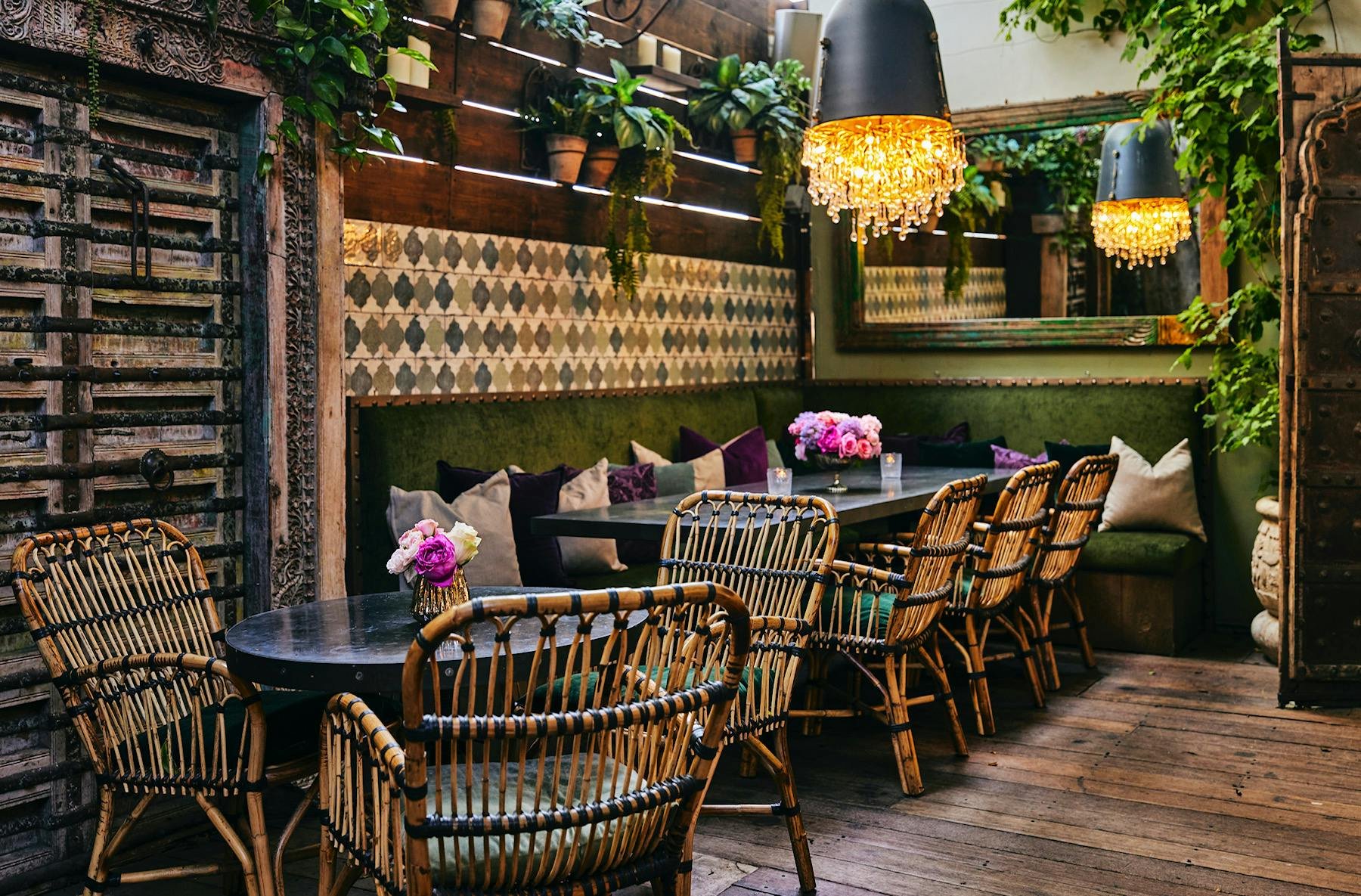 SUR Restaurant & Lounge, Restaurant in West Hollywood