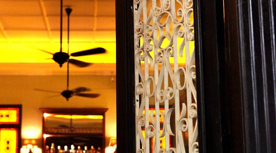 Club Opera Novel, Restaurant in Hanoi