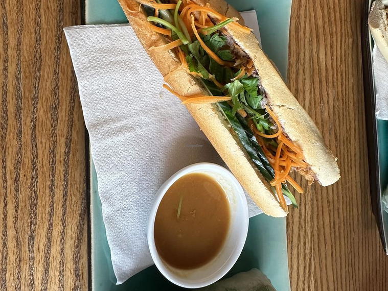 NT BÁNH MÌ, Vienna, Austria