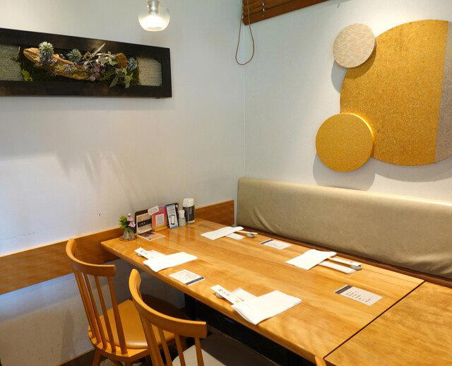 Cafe Enseigne Dangle Jiyuugaoka ten restaurant in Tokyo, Japan