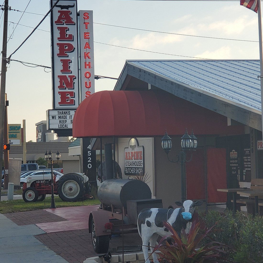 Alpine Steakhouse and Butcher Shop, Restaurant in South Sarasota