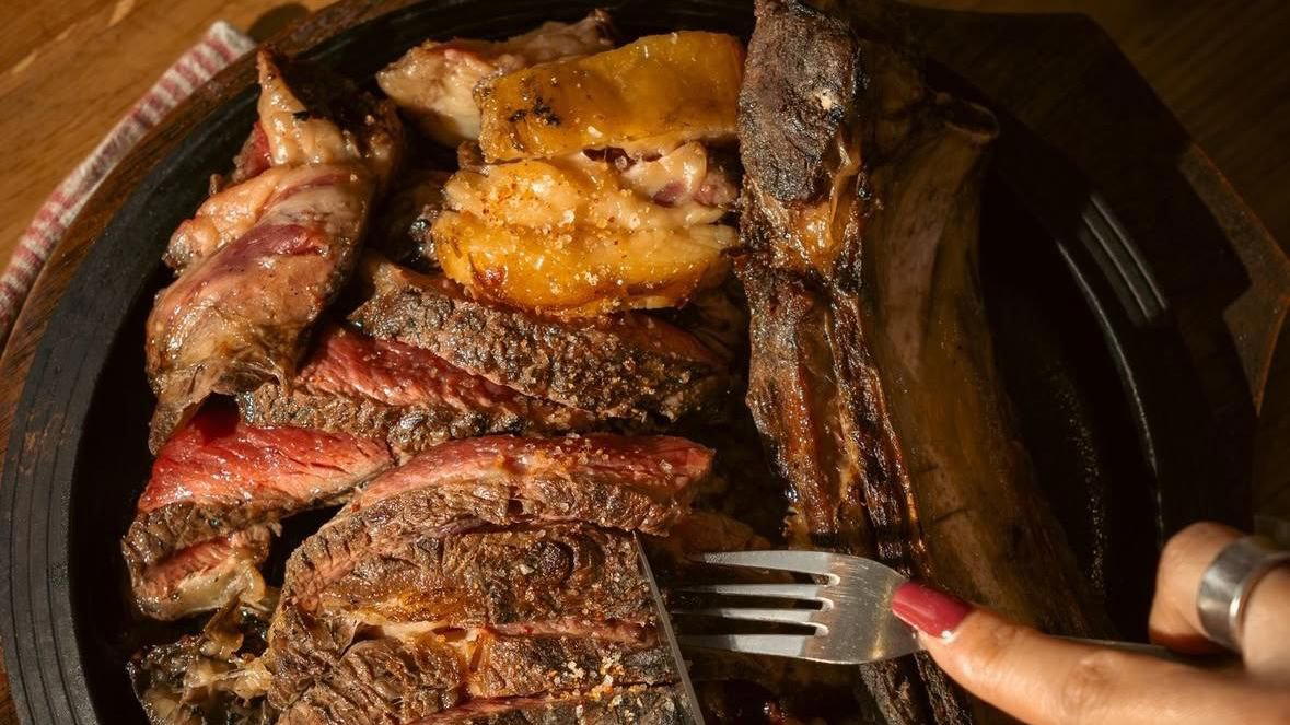 Les Gros Tontons de Paname restaurant in Paris, France