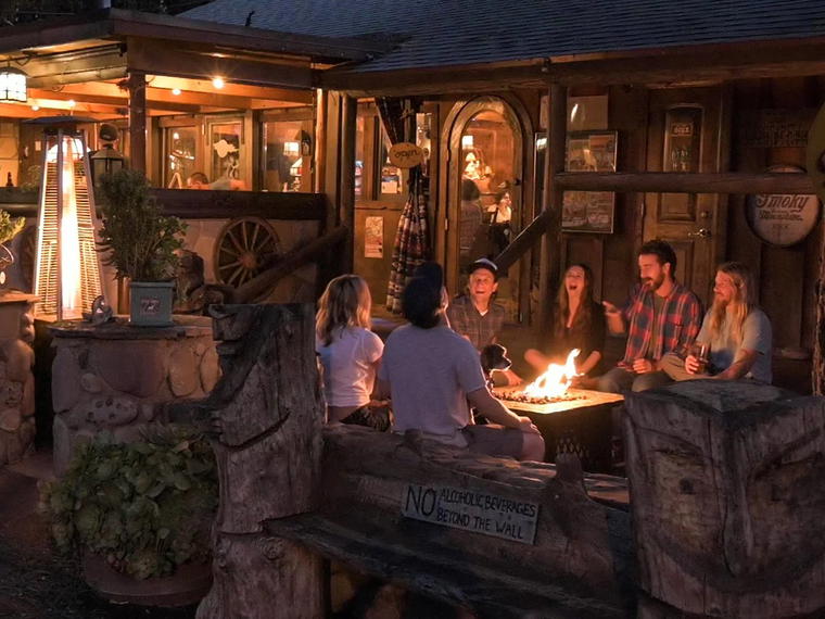 Ojai Deer Lodge, Meiners Oaks, United States