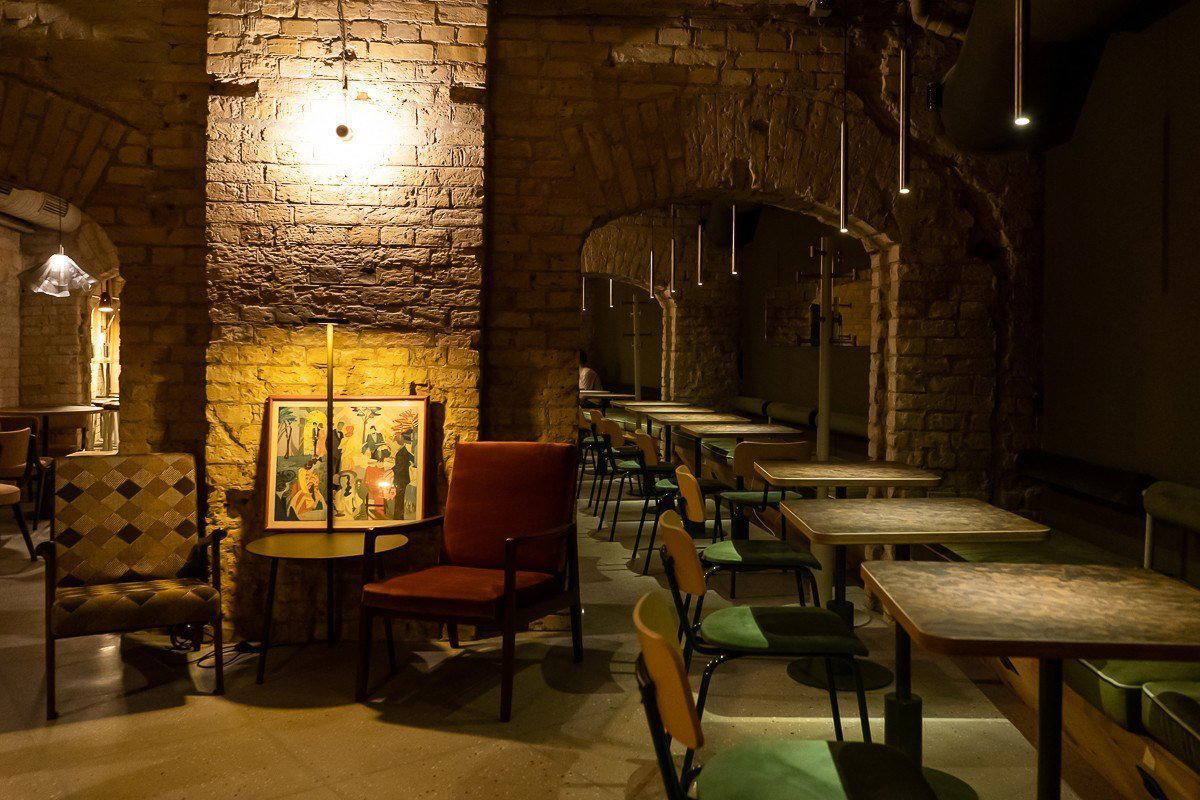 Bessarabs'ka Square, 7 restaurant in Kyiv