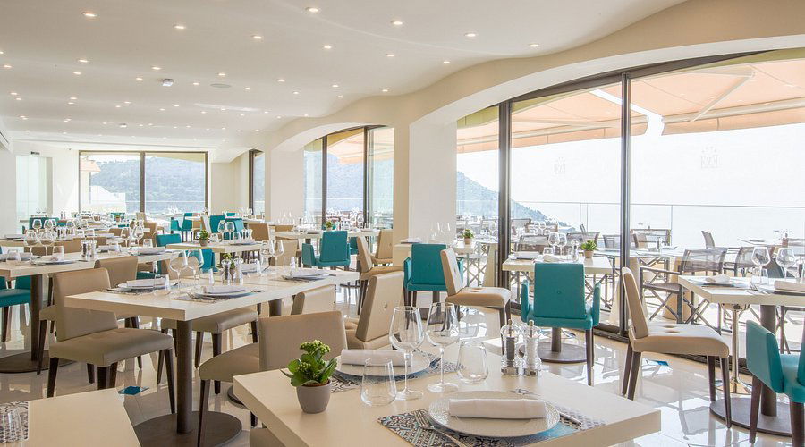 Restaurant Le Tillac, Restaurant in Èze