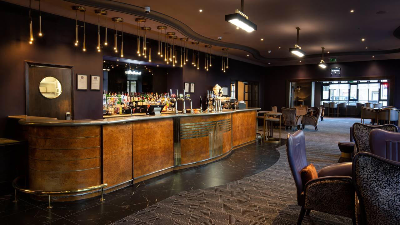 Poppadom Indian Kitchen restaurant in London, United Kingdom