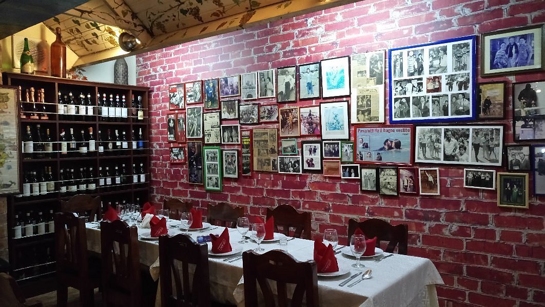 Bellini's restaurant in Murphy, Philippines