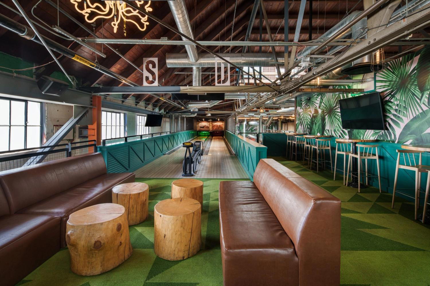 Punch Bowl Social restaurant in San Diego, United States