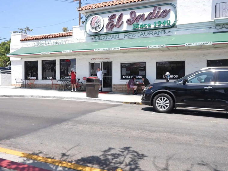 El Indio Mexican Restaurant and Catering, San Diego, United States