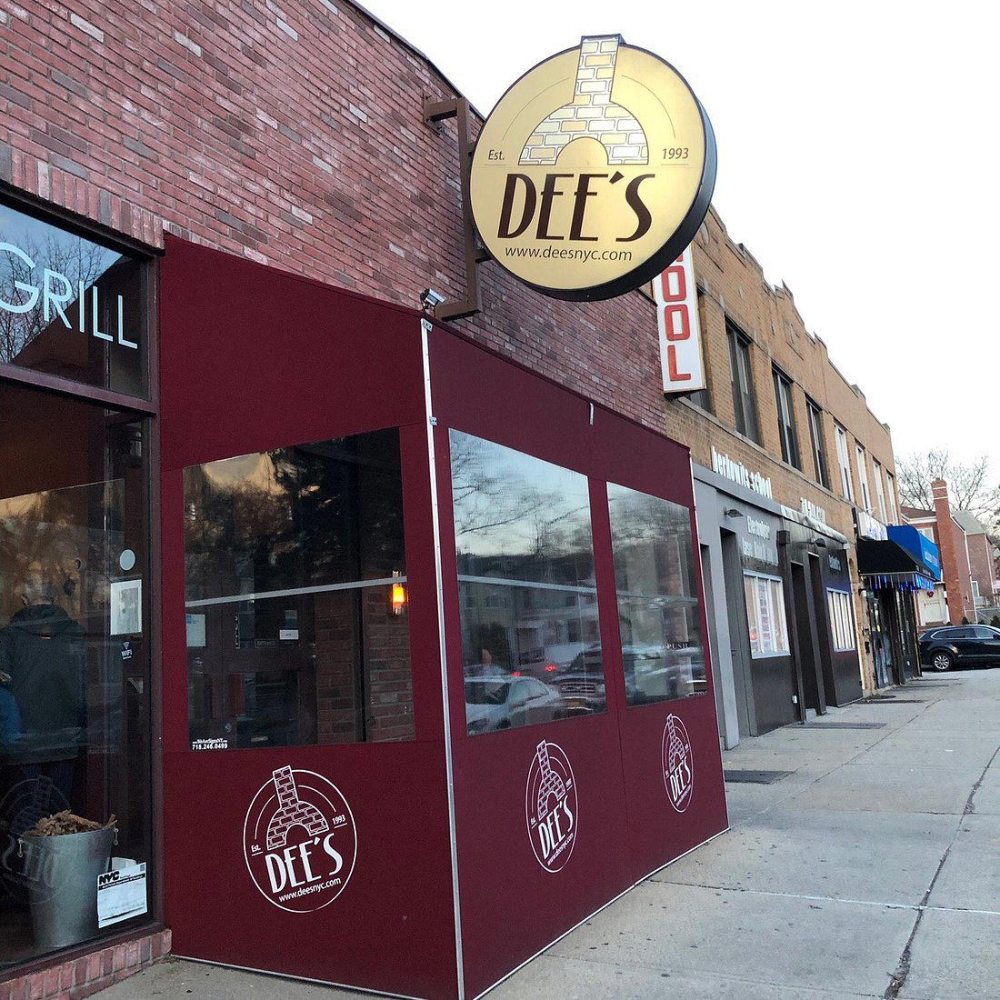 Dee's restaurant in New York City, United States