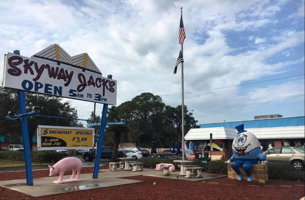 Skyway Jack's, Restaurant in St Petersburg