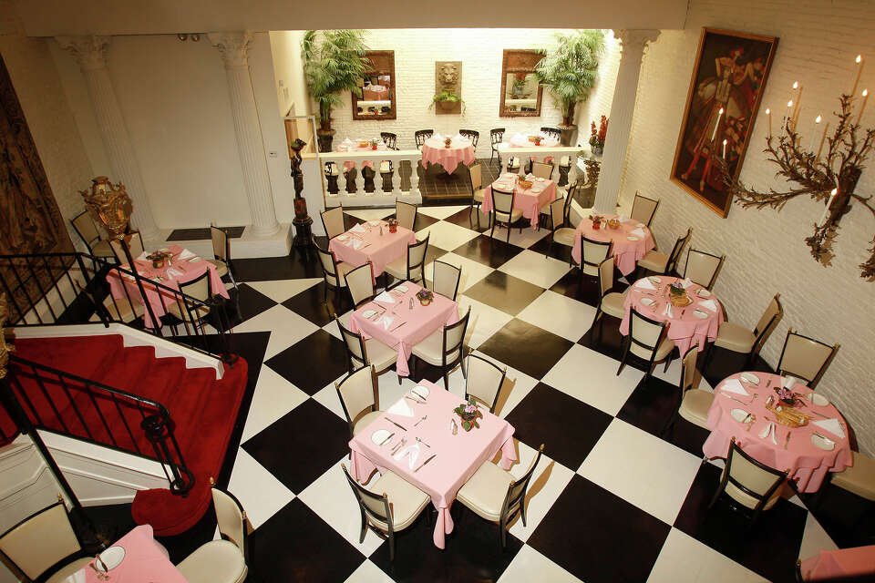 Taverna restaurant in San Francisco, United States