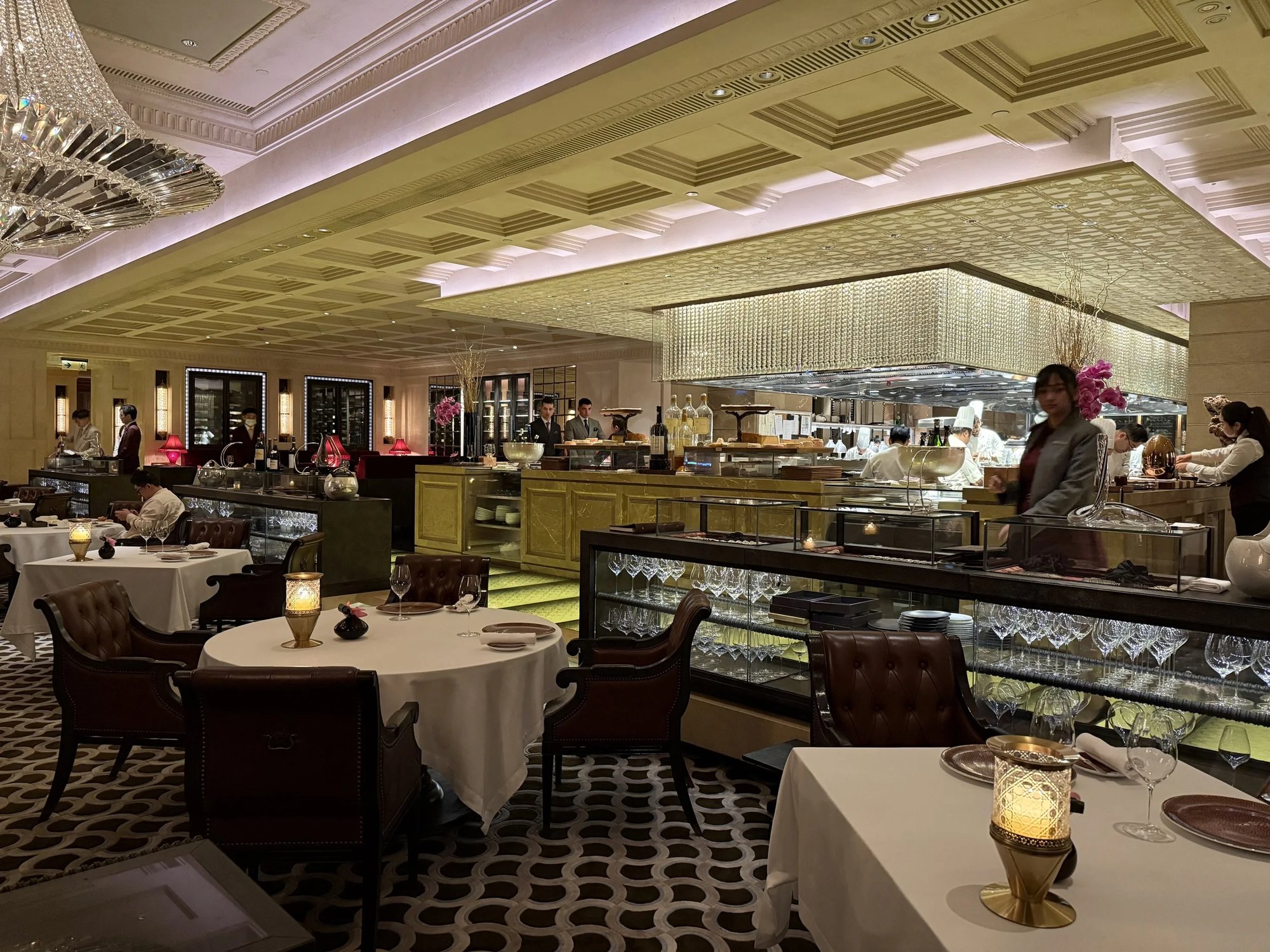 Caprice restaurant in Hong Kong, Hong Kong