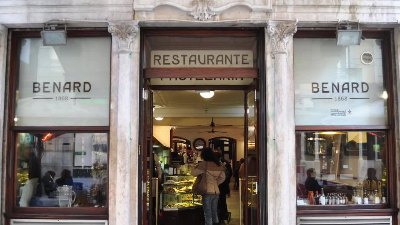 Pastelaria Benard, Restaurant in Lisbon