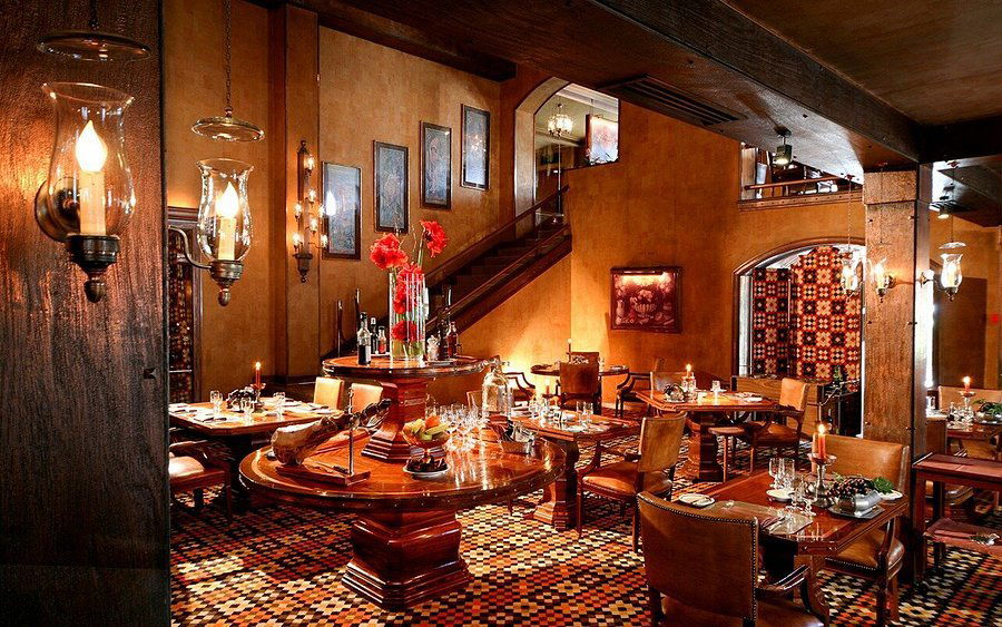 Grill Four Seasons, Restaurant in Estoril