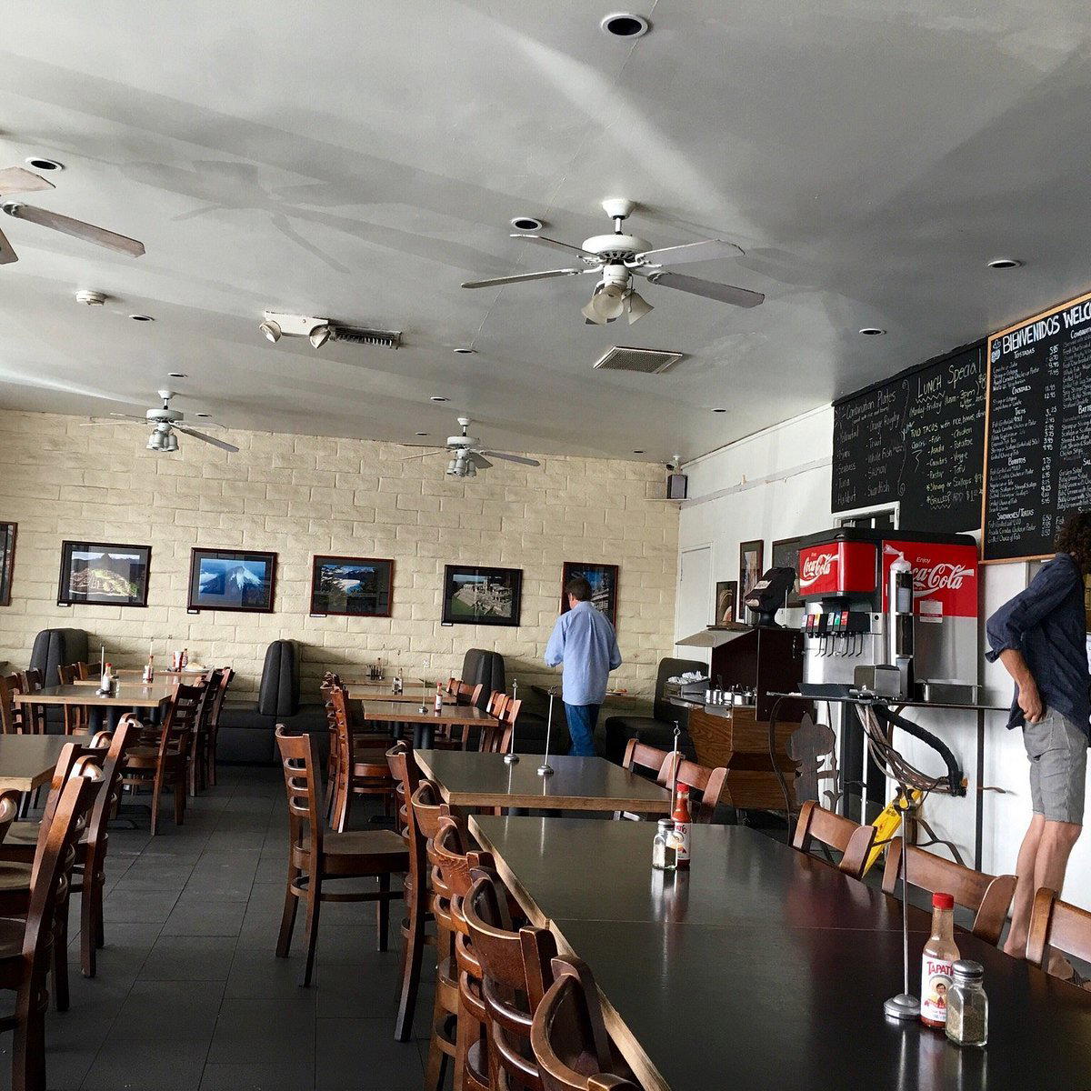 Señor Fish restaurant in South Pasadena, United States