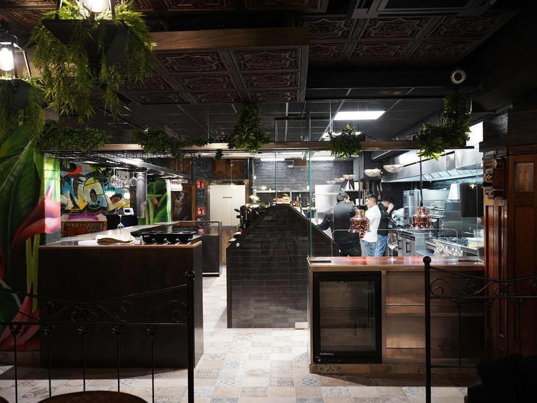 Snob Cocktail&Food, Pamplona, Spain