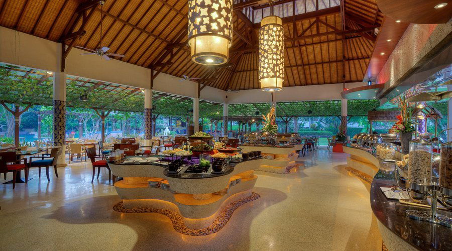 The Square, Restaurant in Bali