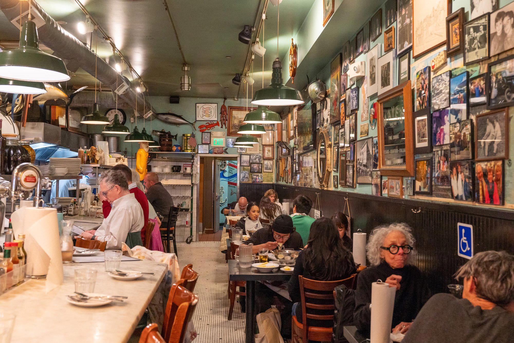 Sotto Mare restaurant in San Francisco, United States