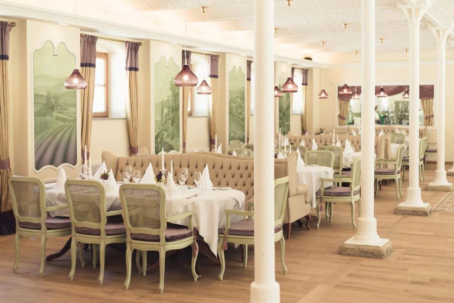 Schloss Thalheim restaurant in Kapelln, Austria