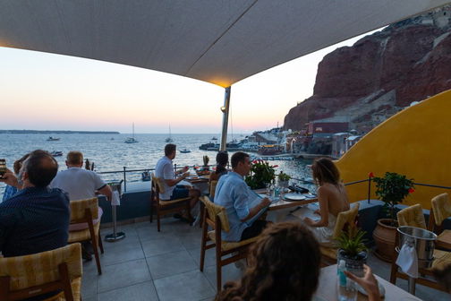 Sunset Ammoudi by Paraskevas