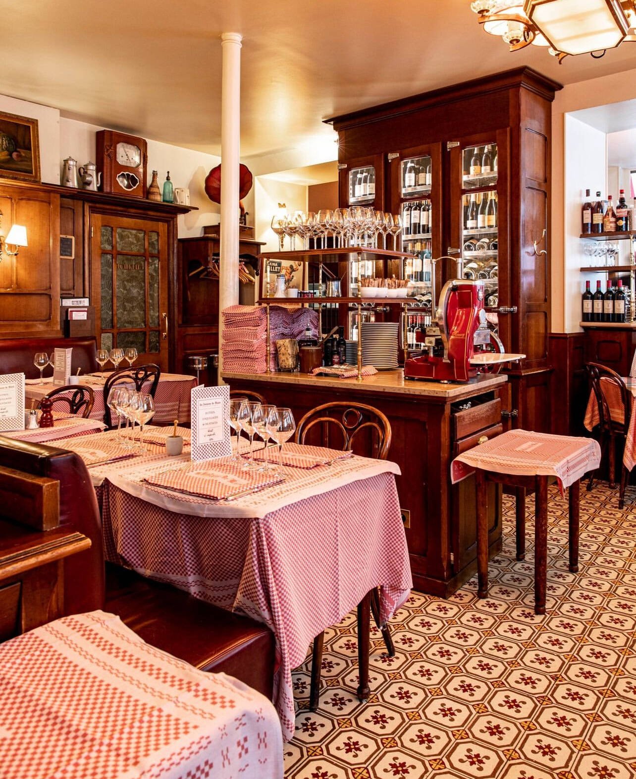 La Fontaine de Mars, Restaurant in Paris
