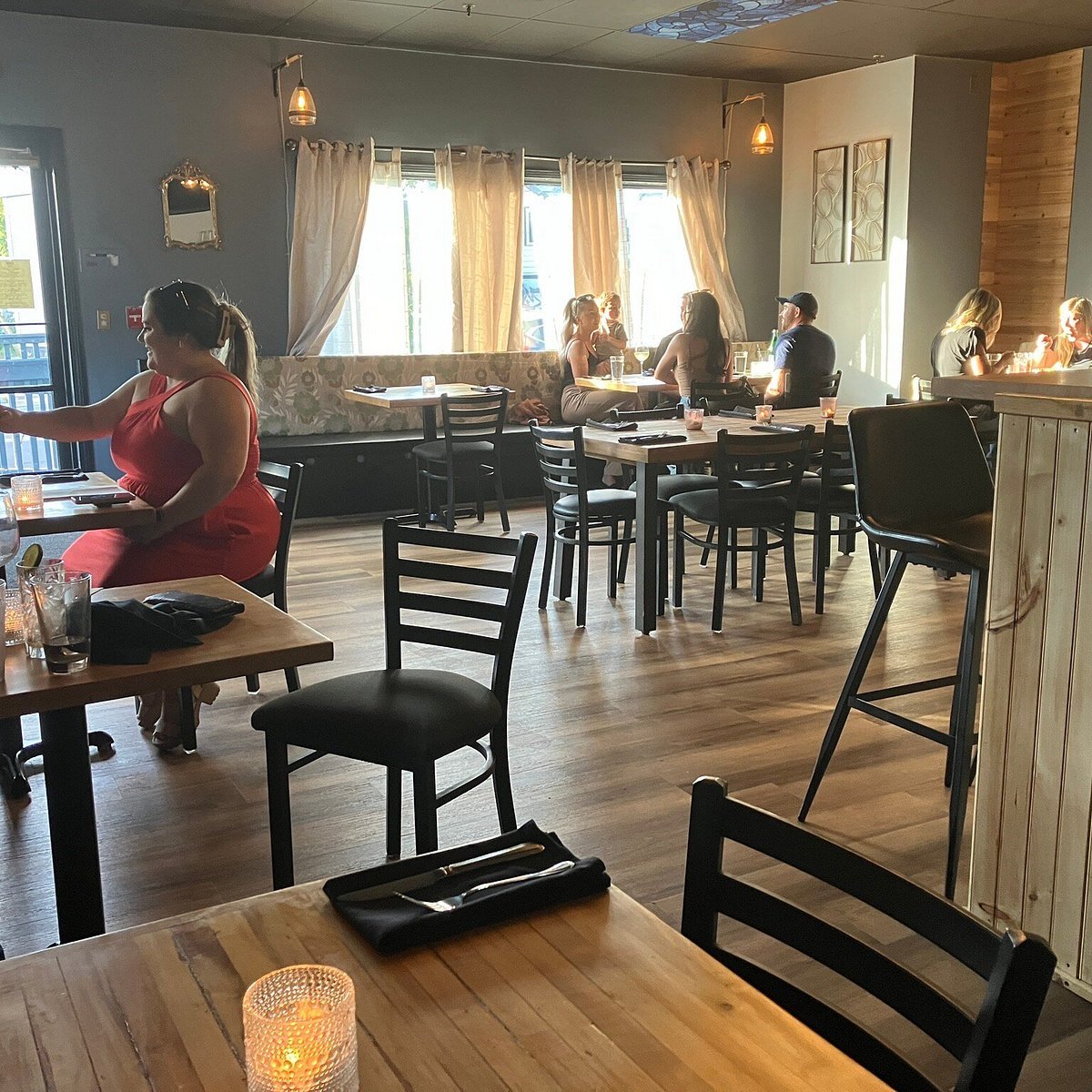 Gold Restaurant restaurant in Burlington, United States