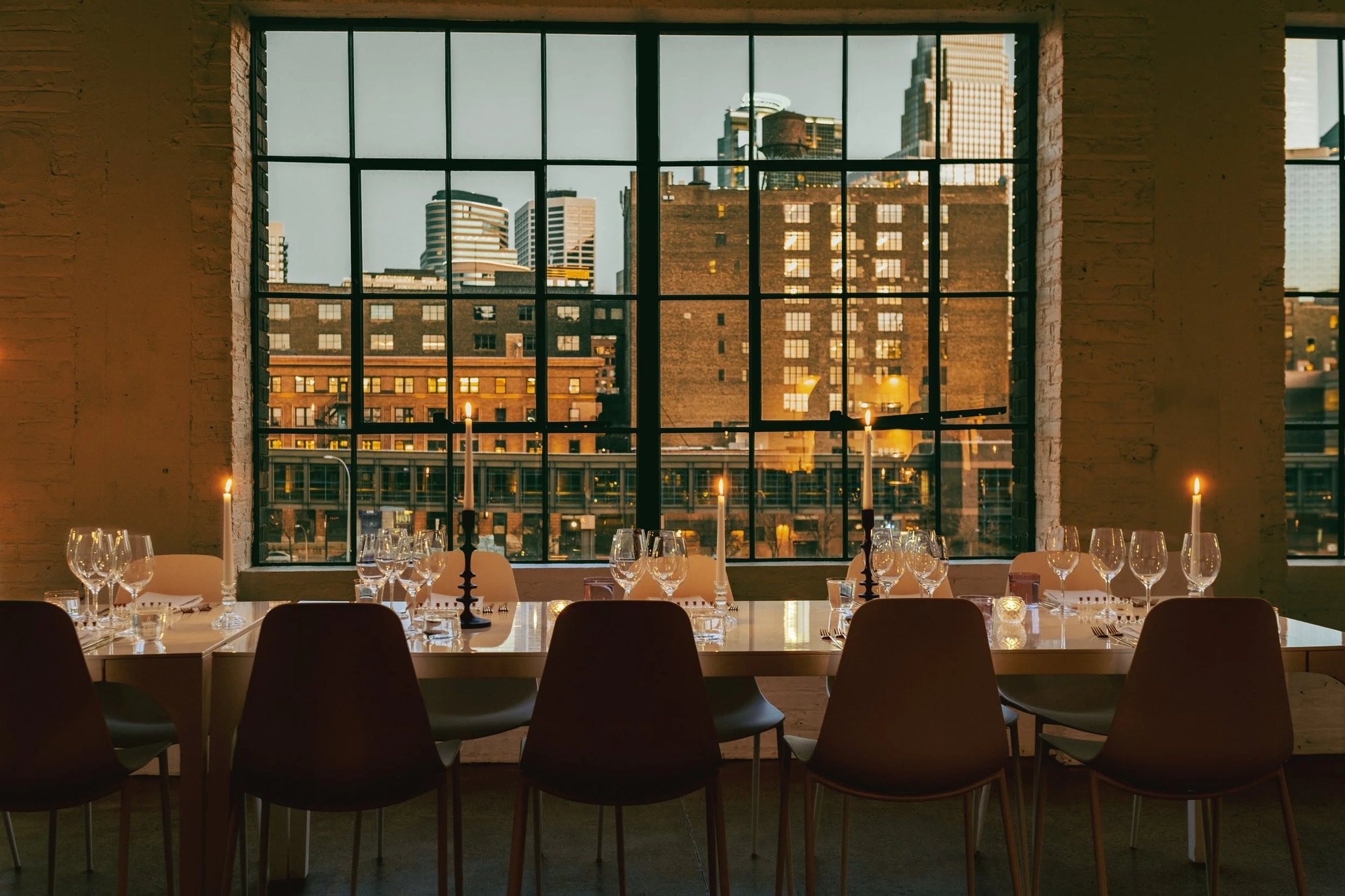 Paris Dining Club, Restaurant in Minneapolis