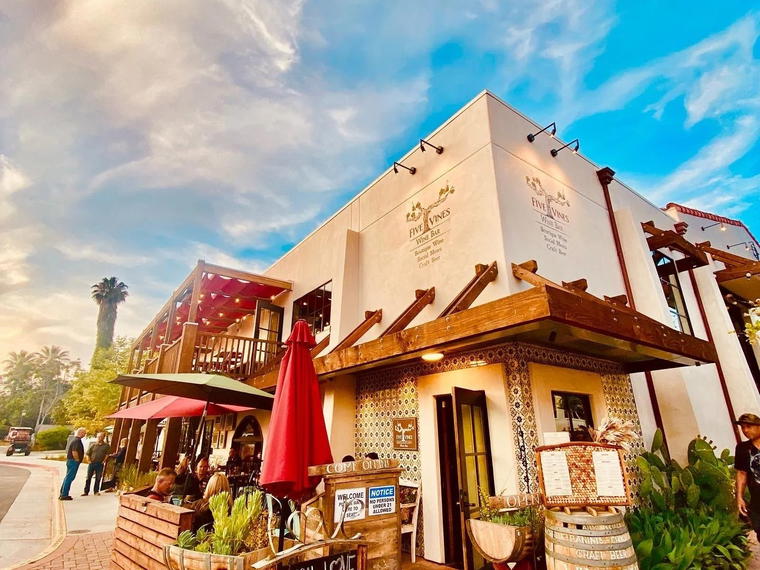 Five Vines Wine Bar, San Juan Capistrano, United States