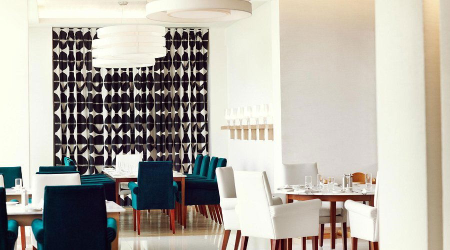 Azur, Restaurant in Dubai