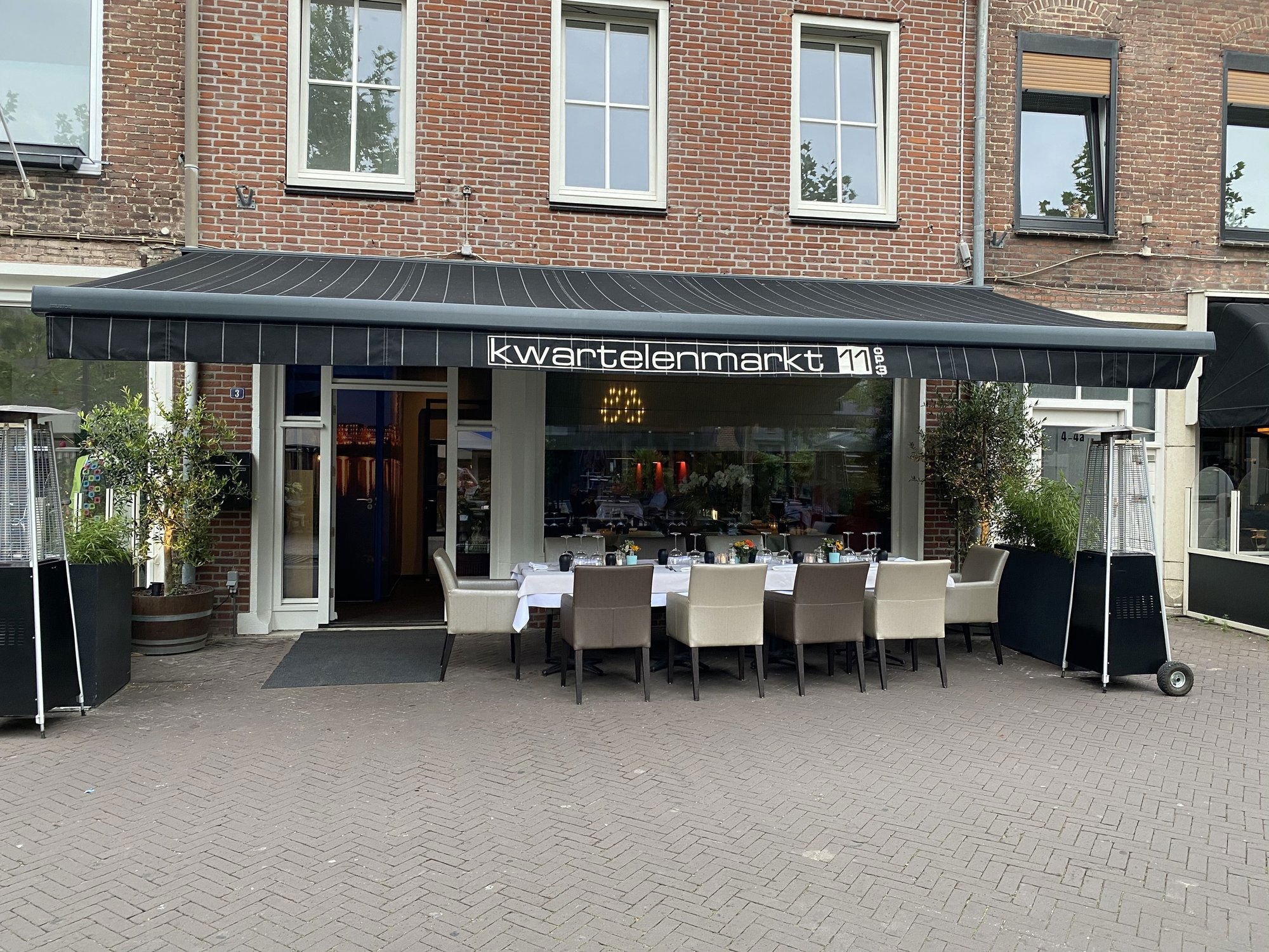 Kwartelenmarkt 11 op 3, Restaurant in Venlo