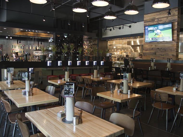 Fielding’s Wood Grill, Shenandoah, United States