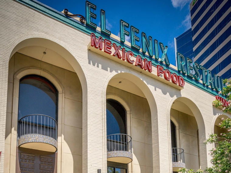 El Fenix, Dallas, United States
