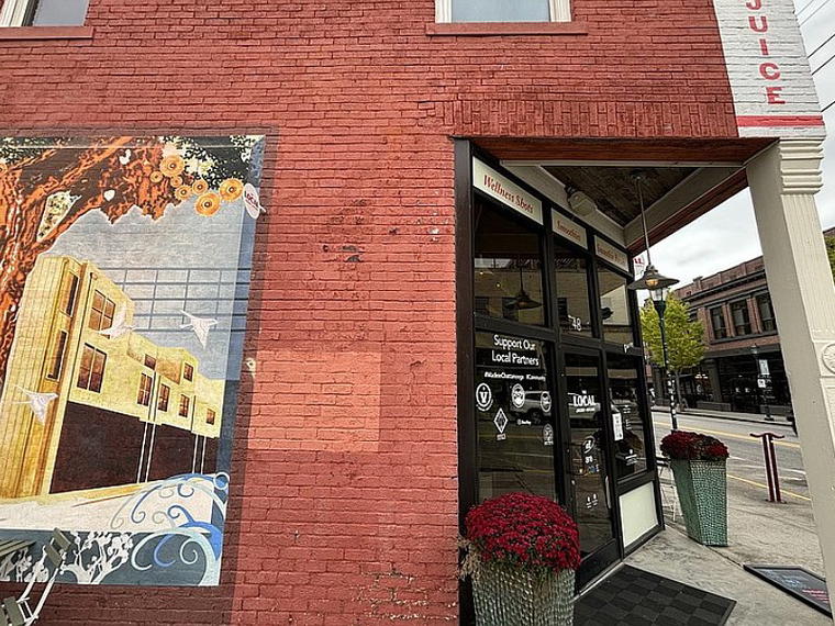 The Local Juicery + Kitchen, Chattanooga, United States