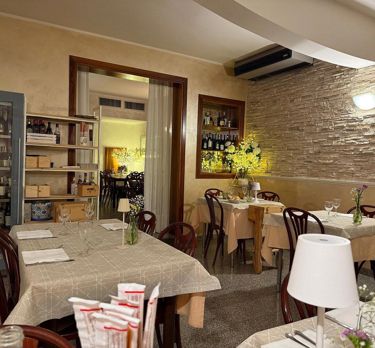 Da Nadae restaurant in Villadose, Italy