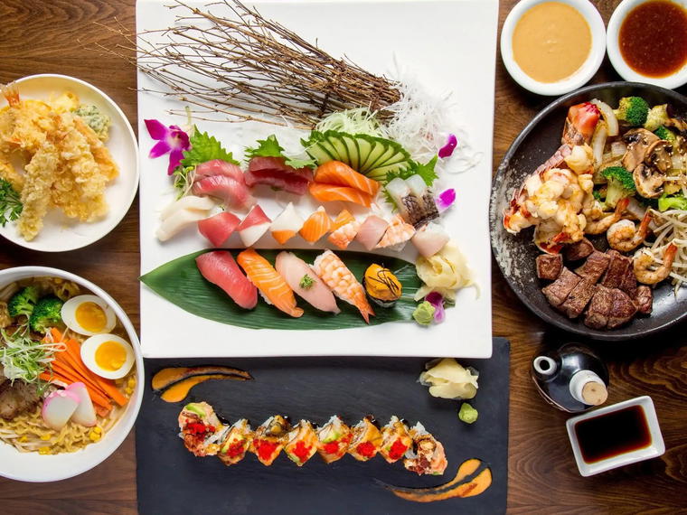 Sushi & Roll, Covina, United States