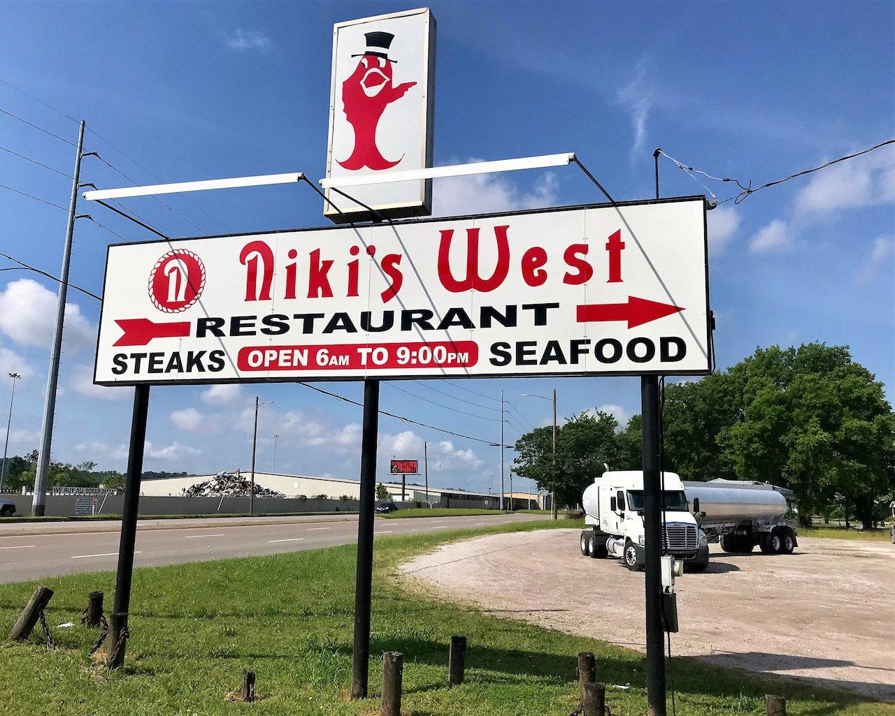 Niki's West restaurant in Birmingham, United States
