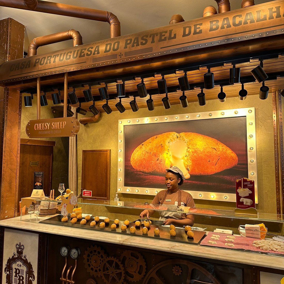 Casa Portuguesa do Pastel de Bacalhau, Restaurant in Lisbon