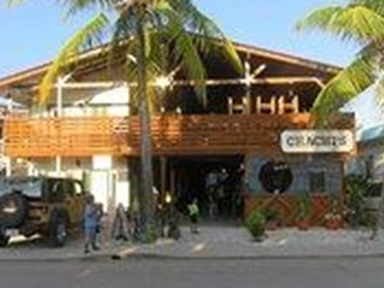 Tuttifrutti, Placencia, Belize