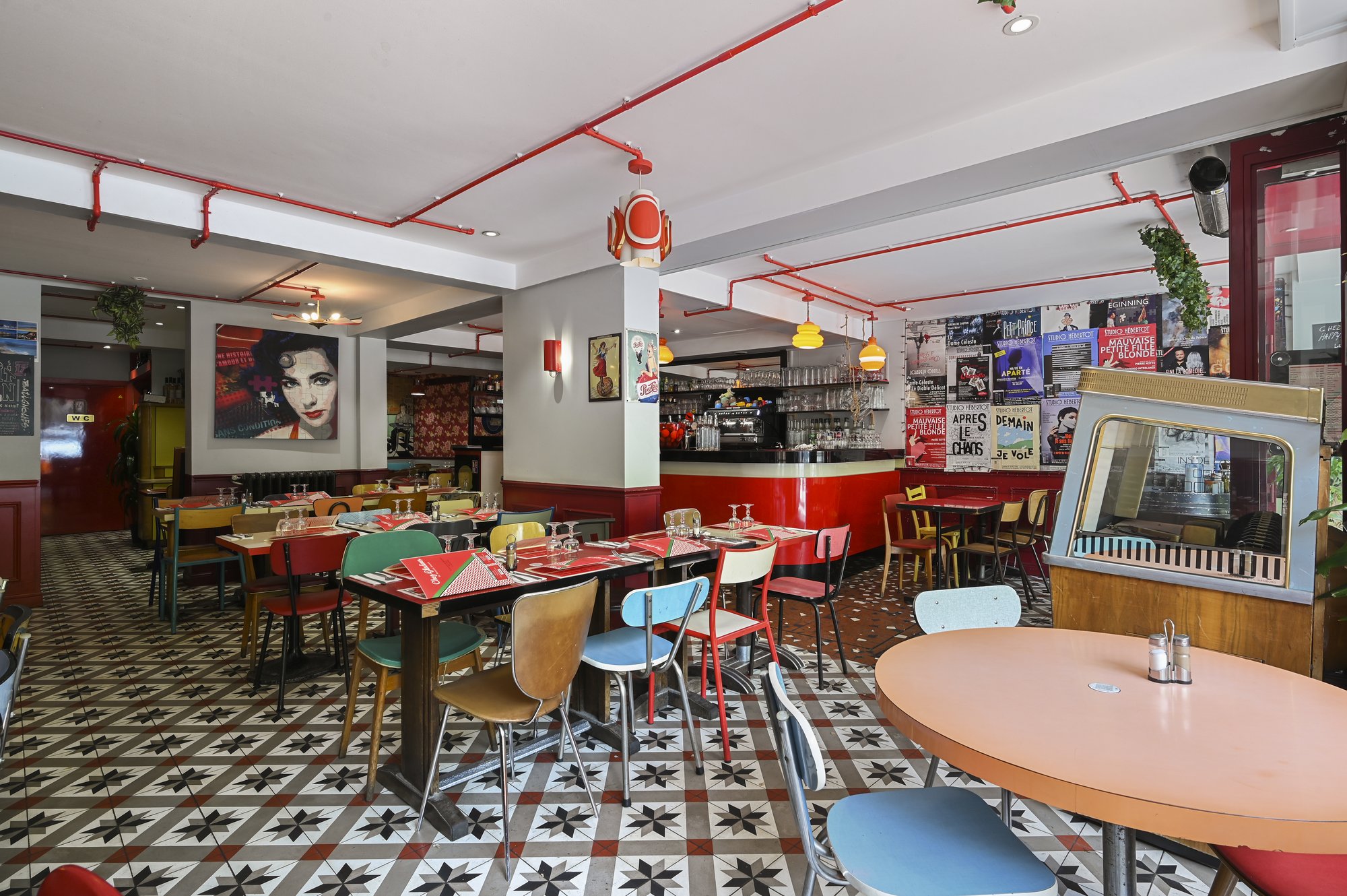 Chez Gladines Batignolles, Paris, France