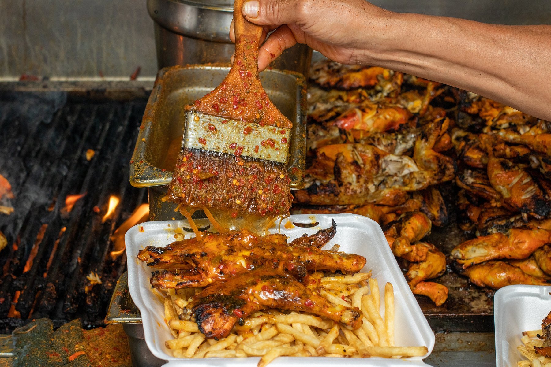 Dino's Famous Chicken, Restaurant in Los Angeles