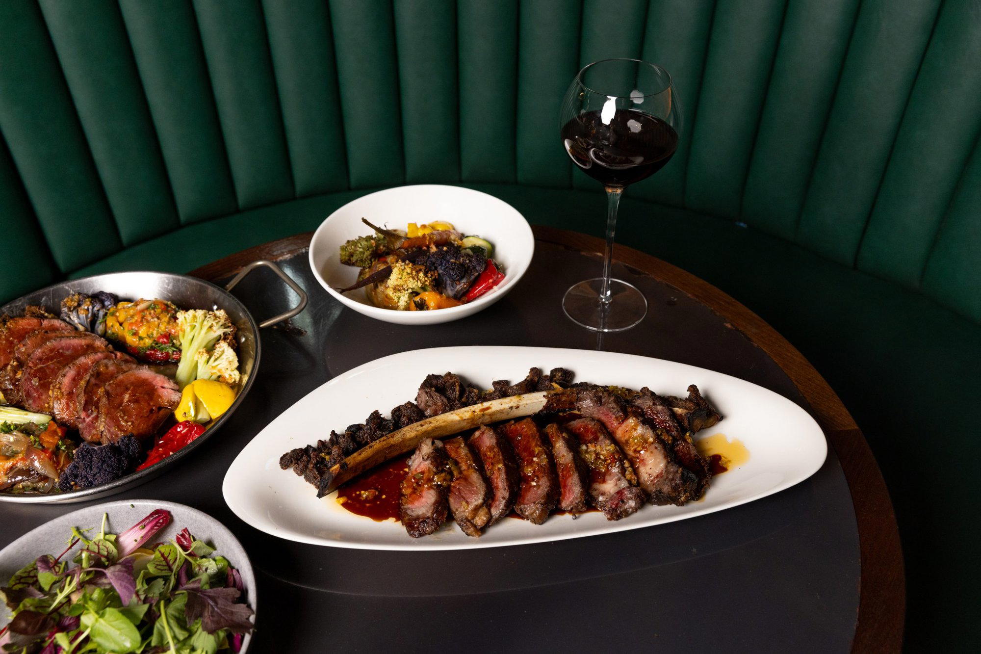 Moda Steak . Tapas . Seasons restaurant in Brisbane