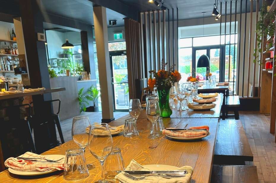 Restaurant BRUT. restaurant in Terrebonne, Canada