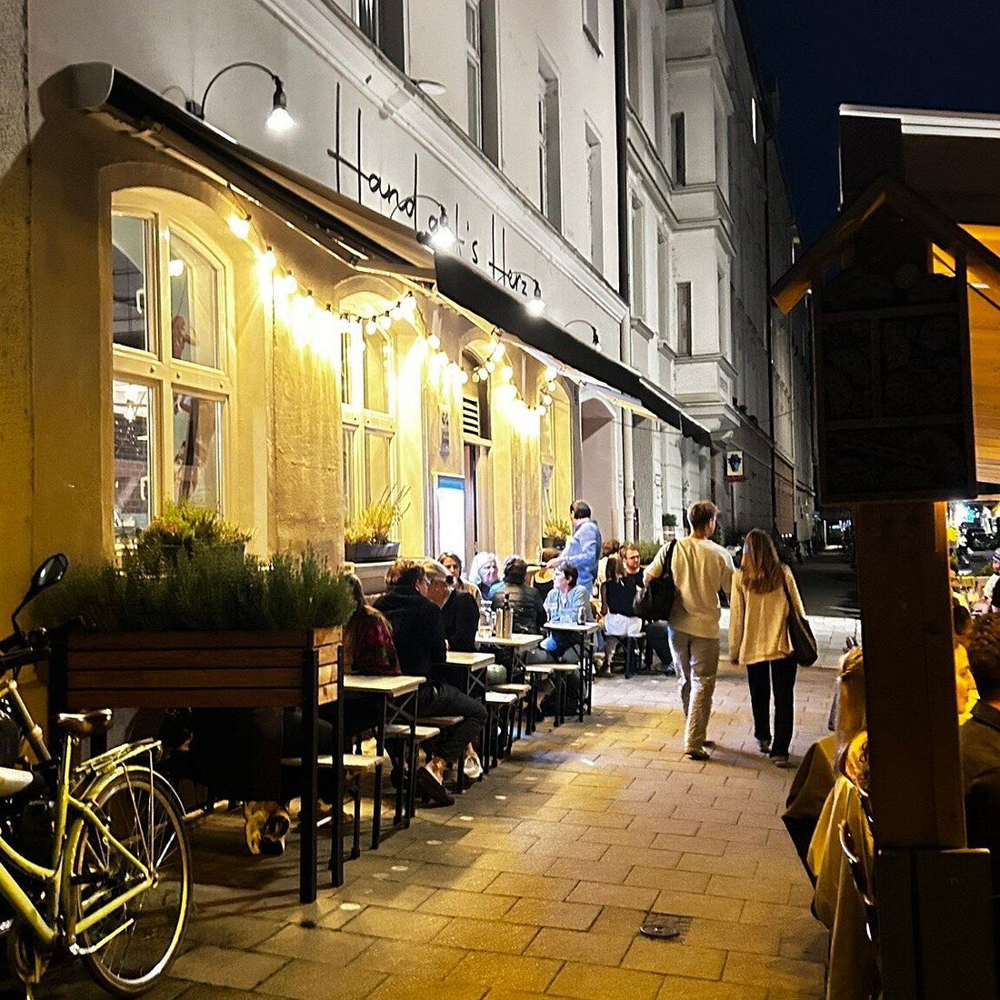 Hand aufs Herz, Restaurant in Munich