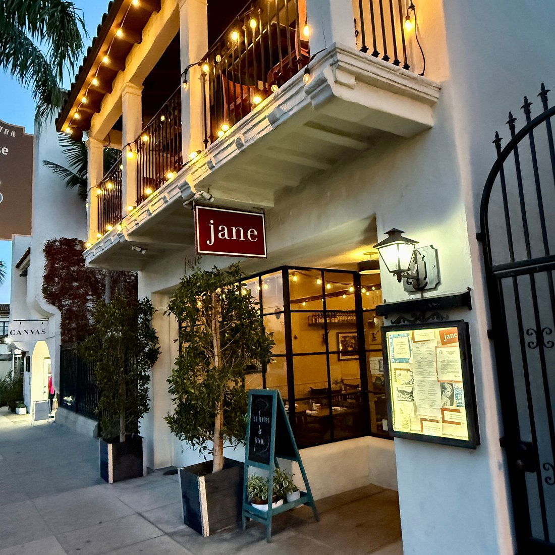 Jane, Restaurant in Santa Barbara