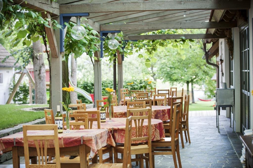 Schwabenhof restaurant in Heiligenbrunn