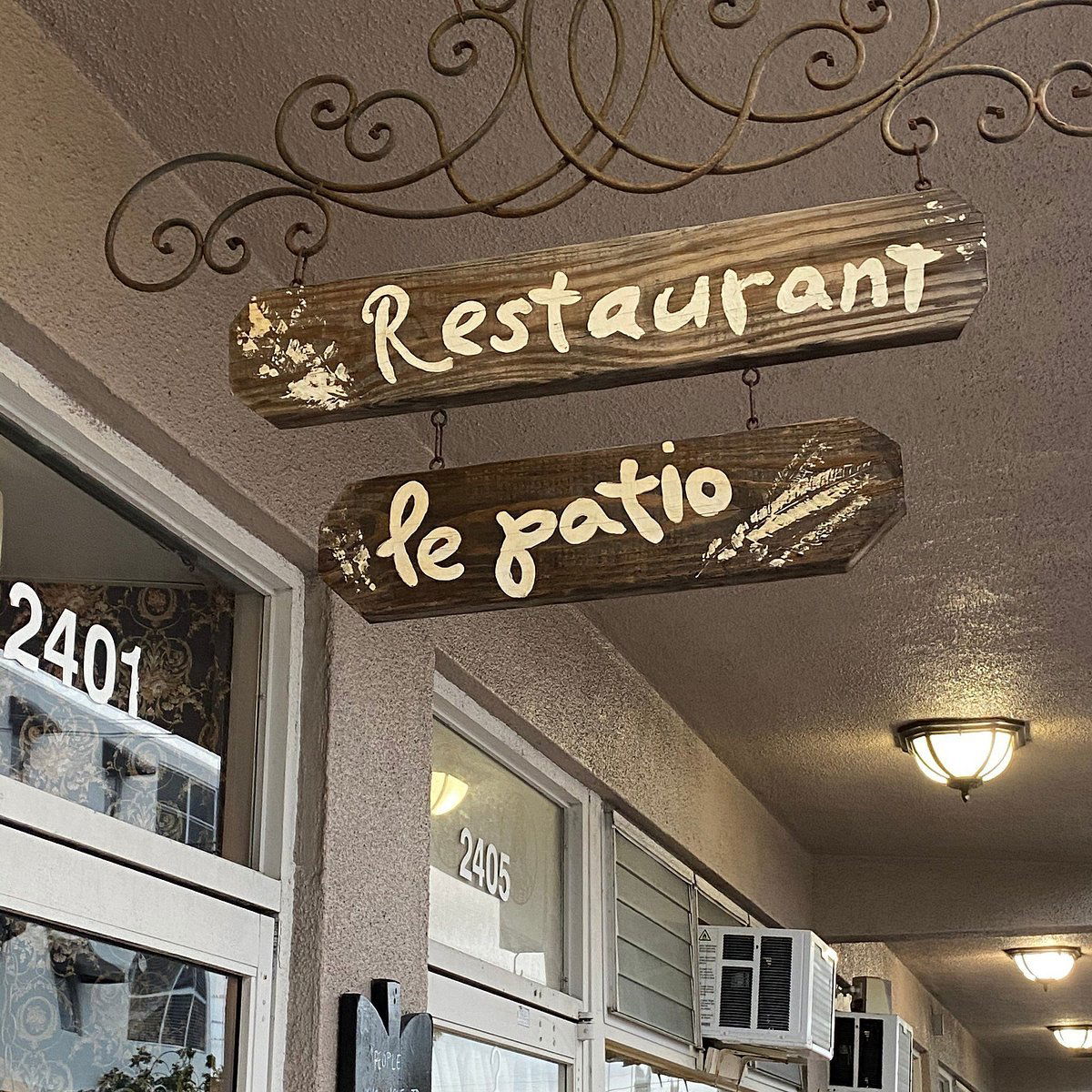 Le Patio, Restaurant in Wilton Manors