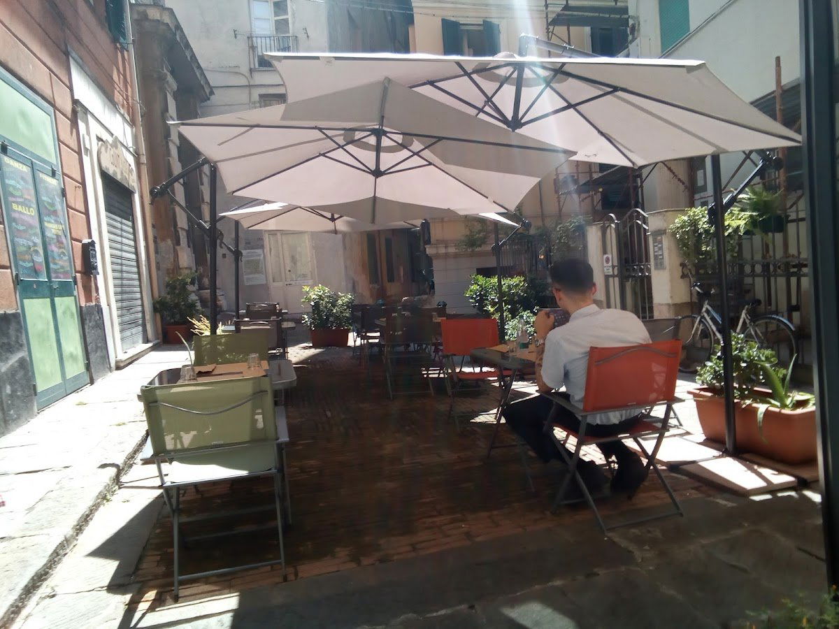 Vico Tana, 4, Restaurant in Genoa