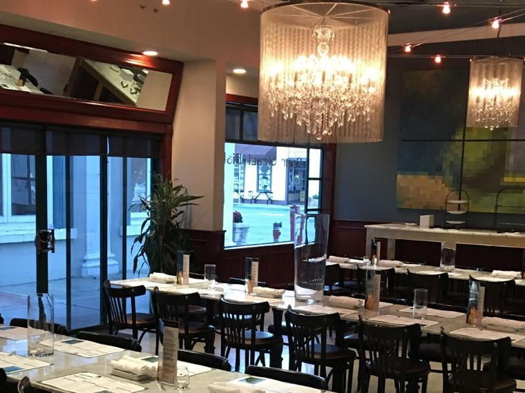 Pear Street Bistro, Pinole, United States