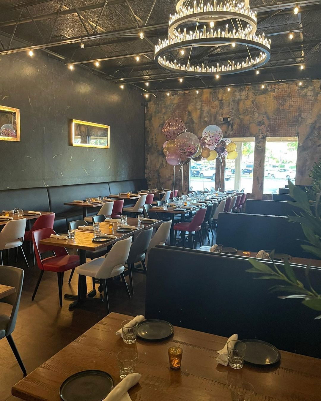 JZ Steakhouse, Restaurant in Hollywood